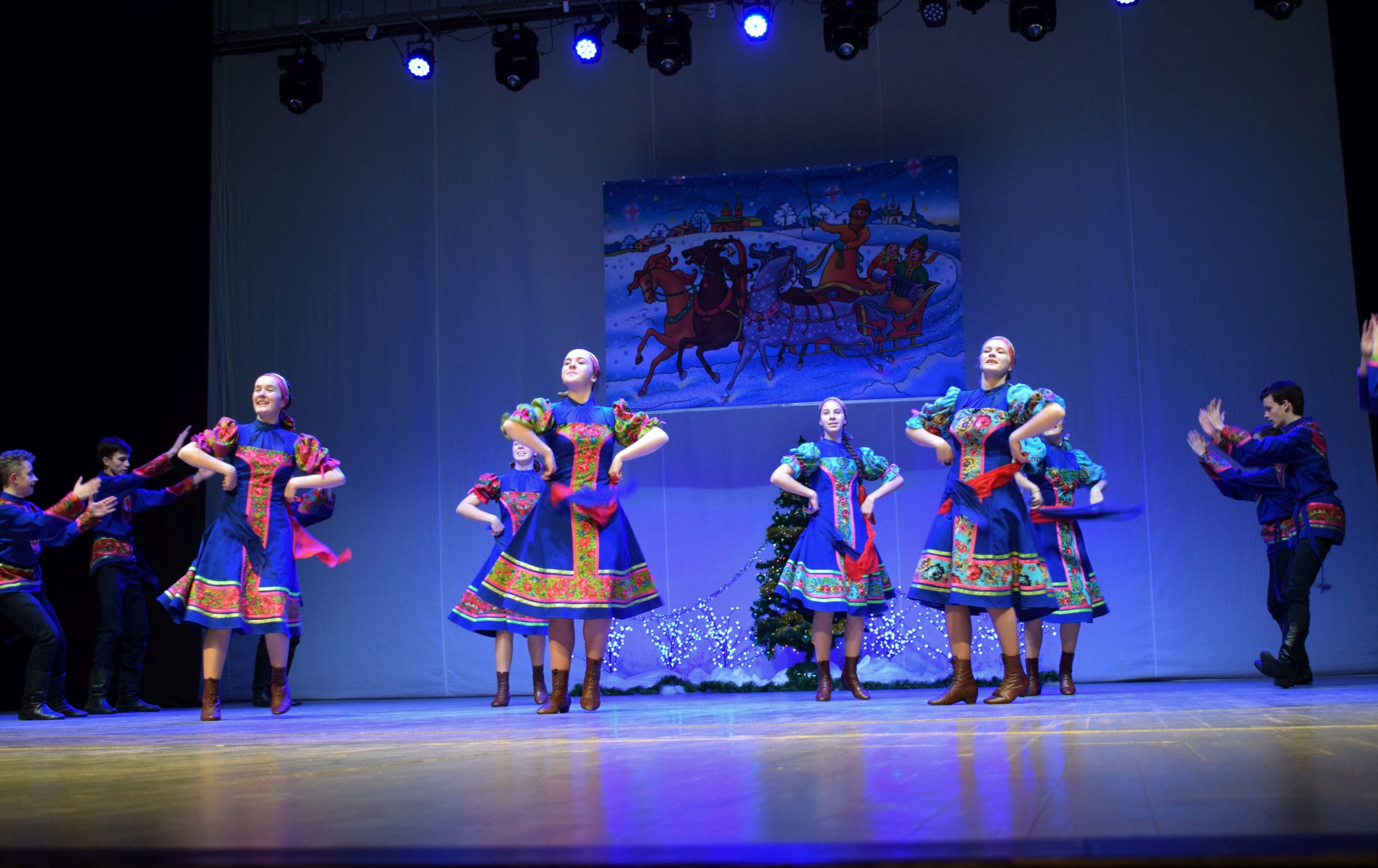 Центр русской культуры приглашает на святочный концерт