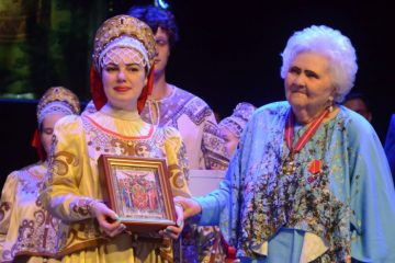 Jauniešu folkloras ansambļa “‘Kladec'” (Maskava, Krievija) galā koncerts ‘”Krievijas folkloras krāsas” 2019.g. 25.maijā 23