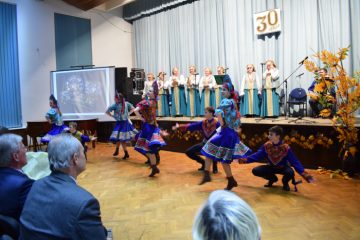 Krievu kutūras centra folkloras ansambļa ‘”Rusiči'” 30. gadadienas svinību koncerts 24
