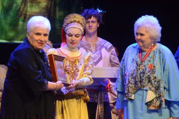 Jauniešu folkloras ansambļa “‘Kladec'” (Maskava, Krievija) galā koncerts ‘”Krievijas folkloras krāsas” 2019.g. 25.maijā 24